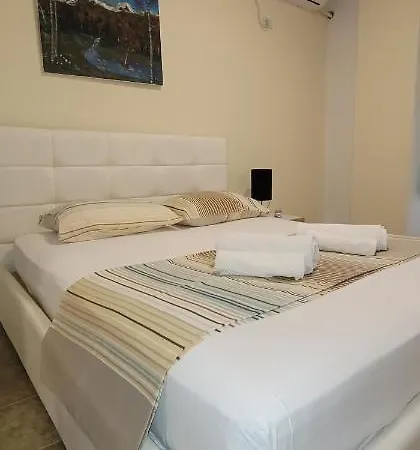 Apartment Studenti Studio's *