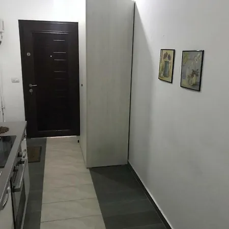 Studenti Studio's Apartment