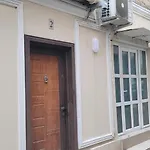 Studenti Studio's شقة *