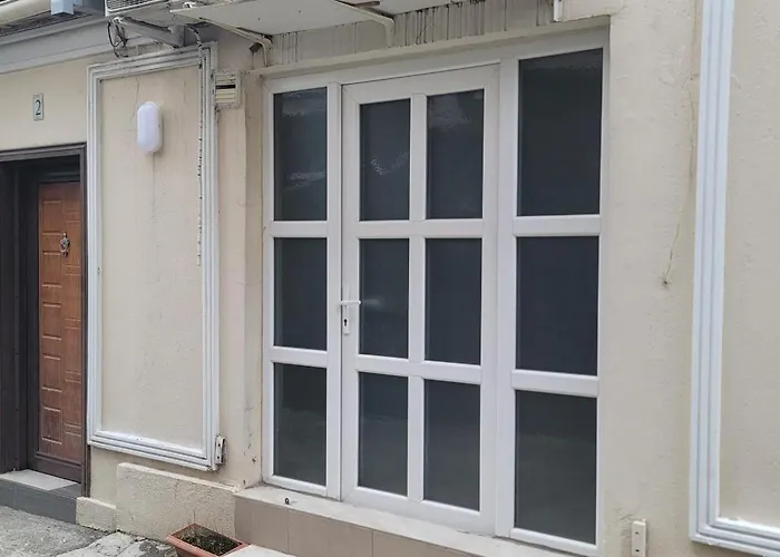 Studenti Studio's Apartment